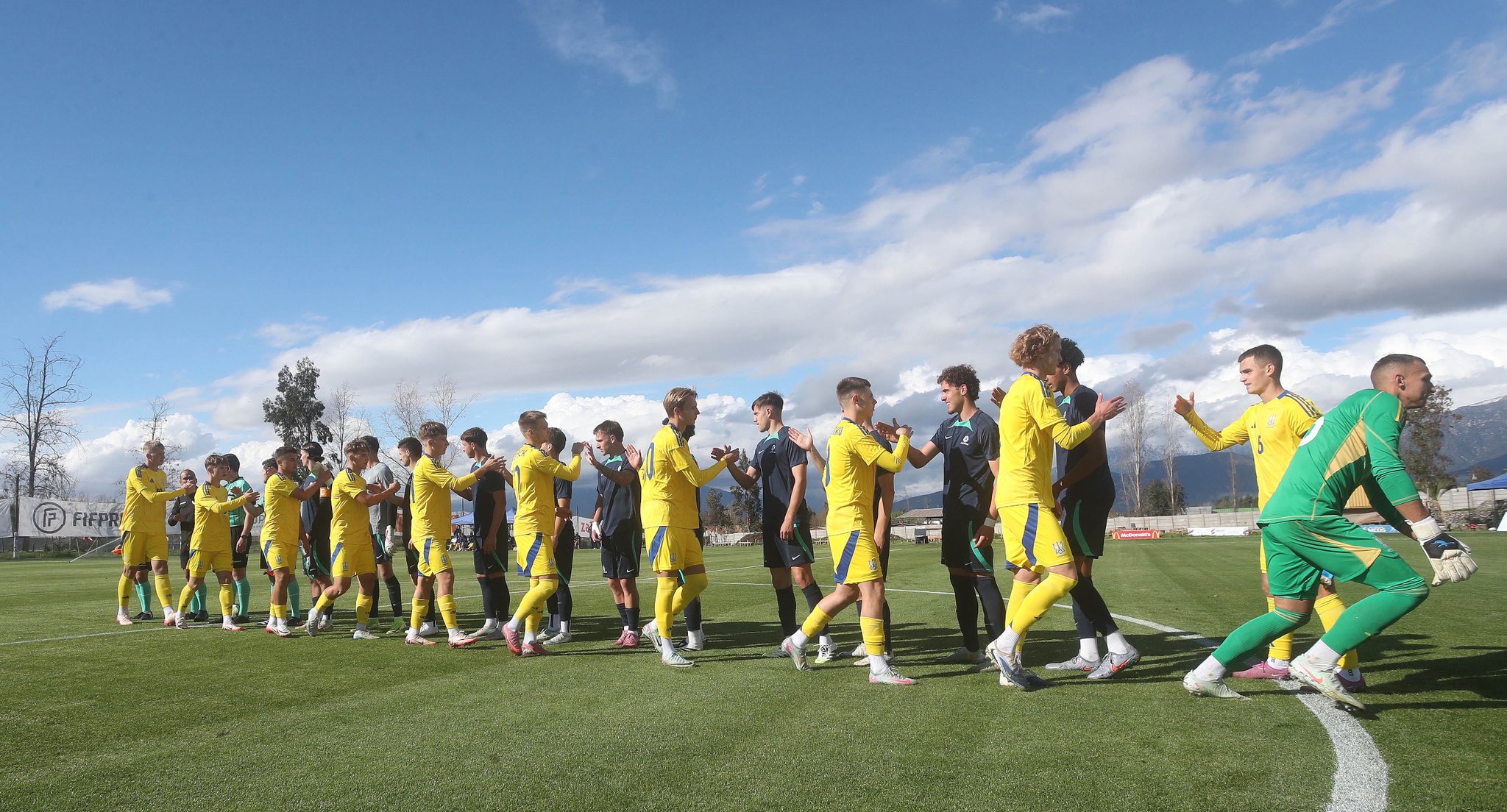 AUSTRALIA VS UCRANIA 01