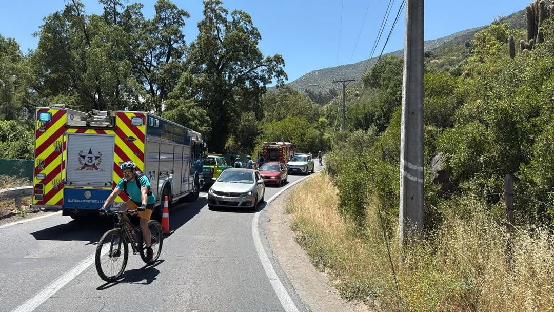 Accidente en el sector Las Vertientes El tránsito ya se encuentra HABILITADO tras accidente en