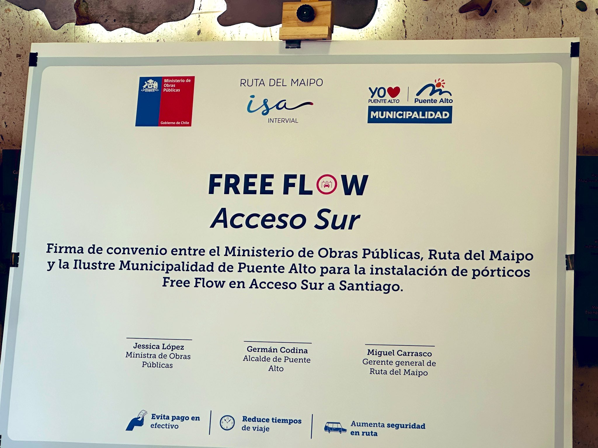 free flow acceso sur04